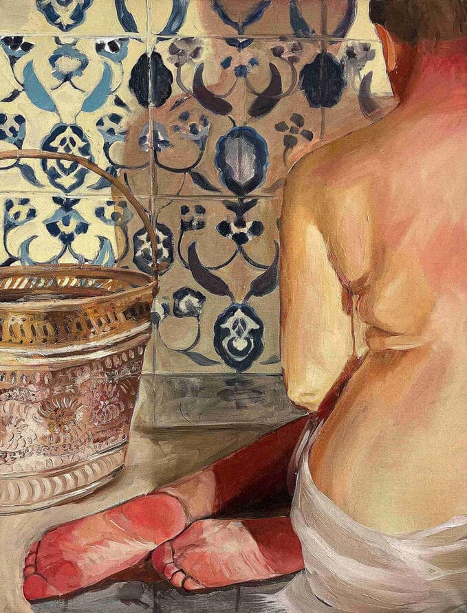 Peinture à l'huile figurative — femme de dos dans un hammam avec carrelage zellige bleu